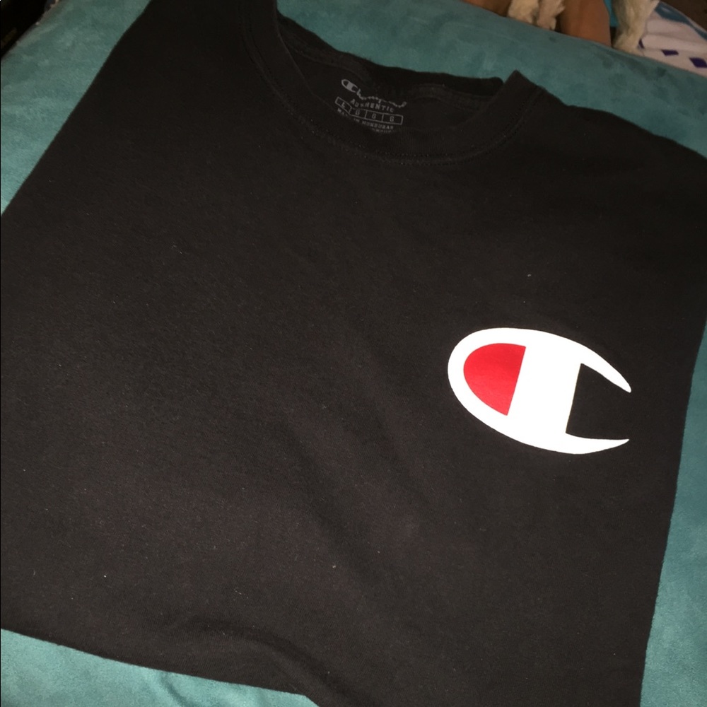 ❌SOLD❌Black Champion T-shirt